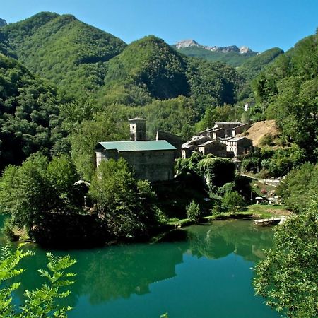 Borgo Isola Santa Guest House Bagian luar foto