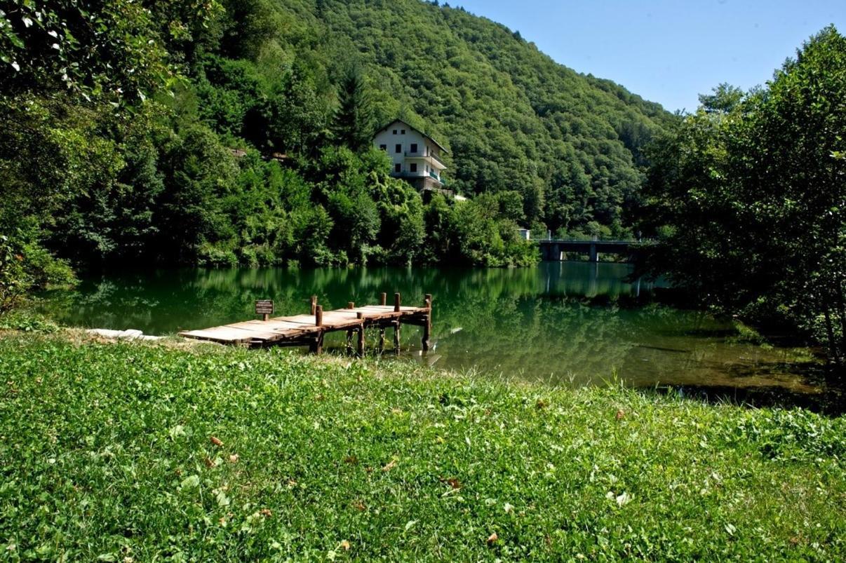 Borgo Isola Santa Guest House Bagian luar foto