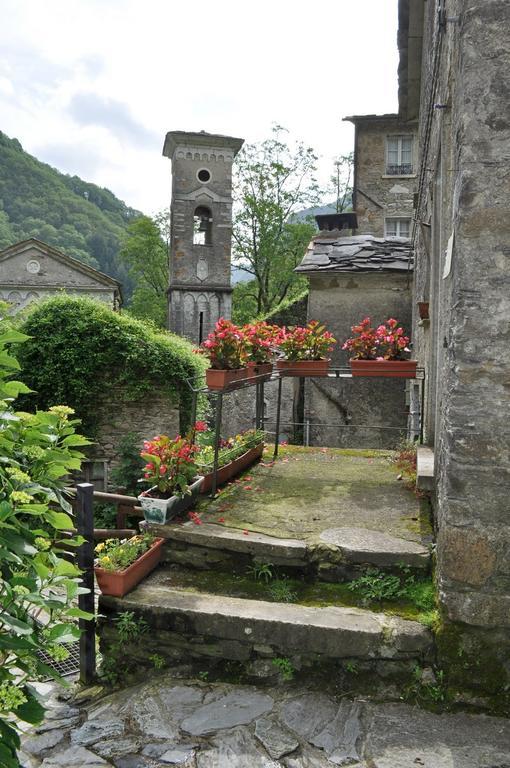 Borgo Isola Santa Guest House Bagian luar foto
