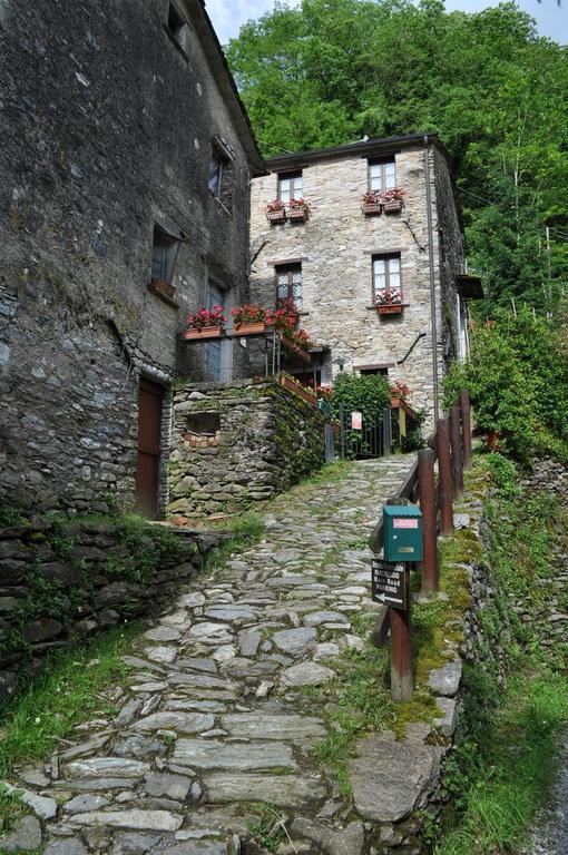 Borgo Isola Santa Guest House Bagian luar foto