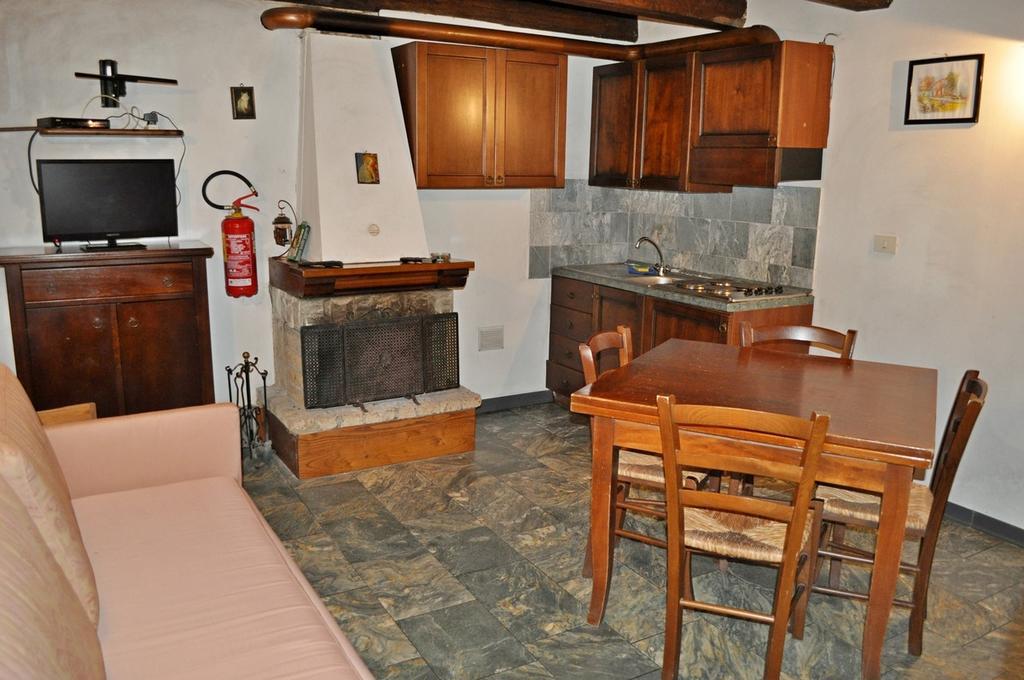 Borgo Isola Santa Guest House Bagian luar foto